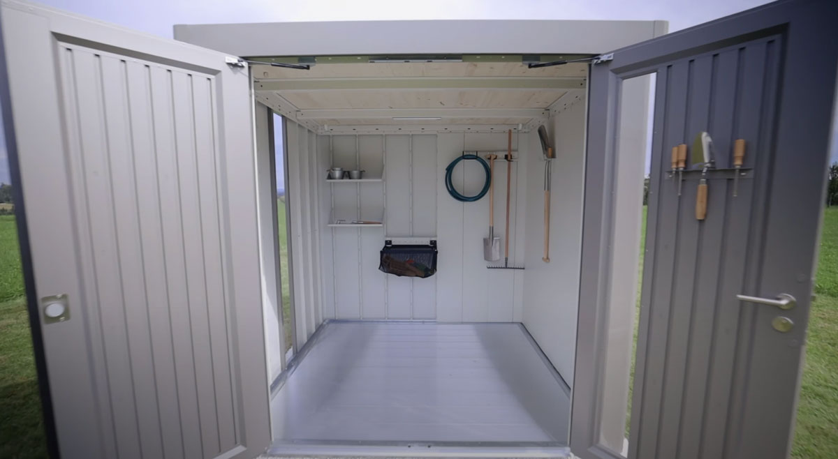 Load video: Video about the Biohort Neo shed